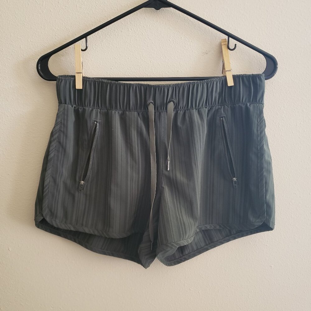 Athleta Green Striped Shorts Small